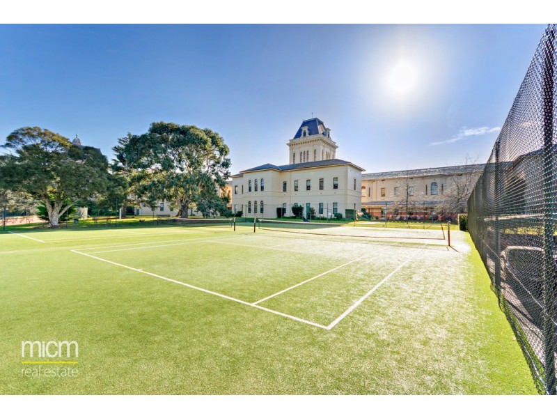 63 Wiltshire Drive, Kew VIC 3101