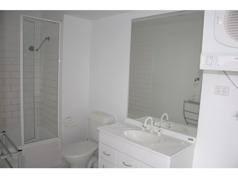 REF 20028/38 Kavanagh Street, Southbank VIC 3006