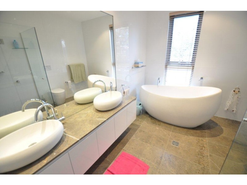 6 Guest Close, Kew VIC 3101