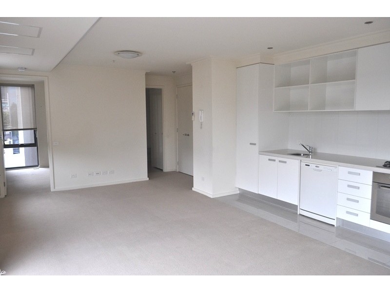 REF 21184/61 Whiteman Street, Southbank VIC 3006