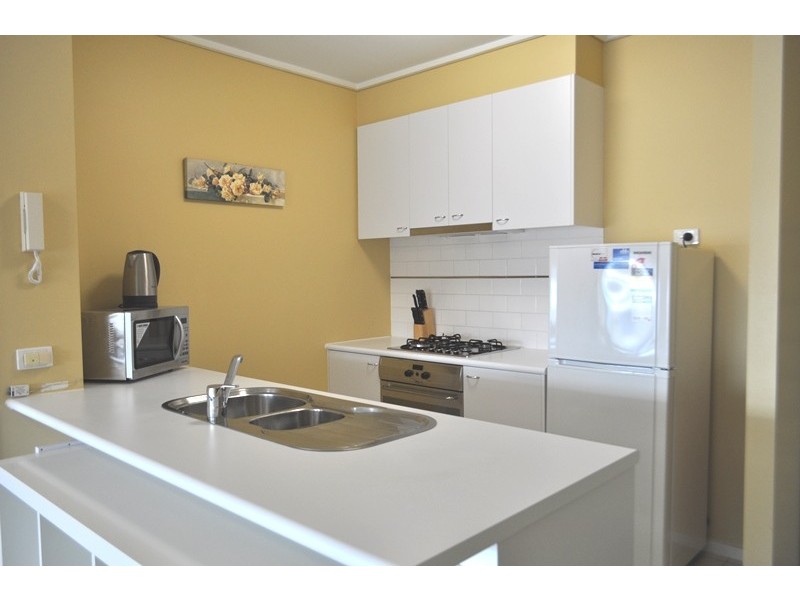 1226/99 Whiteman Street, Southbank VIC 3006