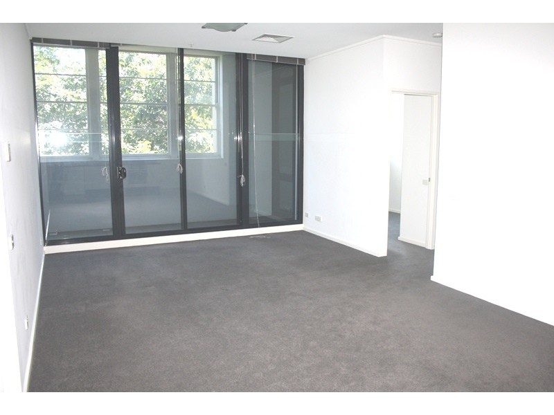REF 1032/185 City Road, Southbank VIC 3006
