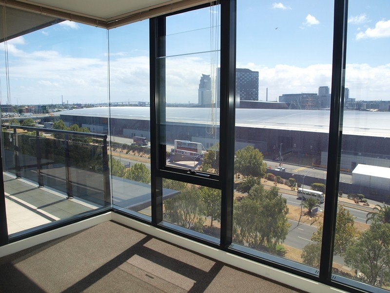 1229/63 Whiteman Street, Southbank VIC 3006