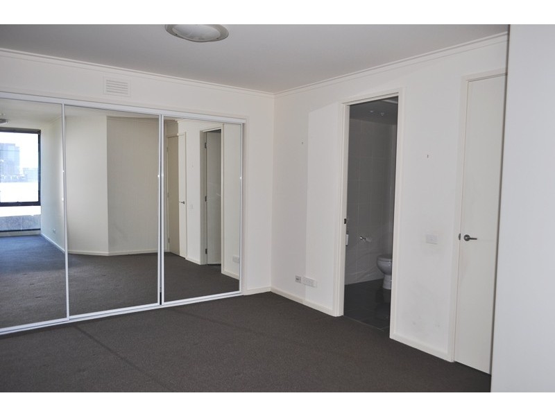 1229/63 Whiteman Street, Southbank VIC 3006