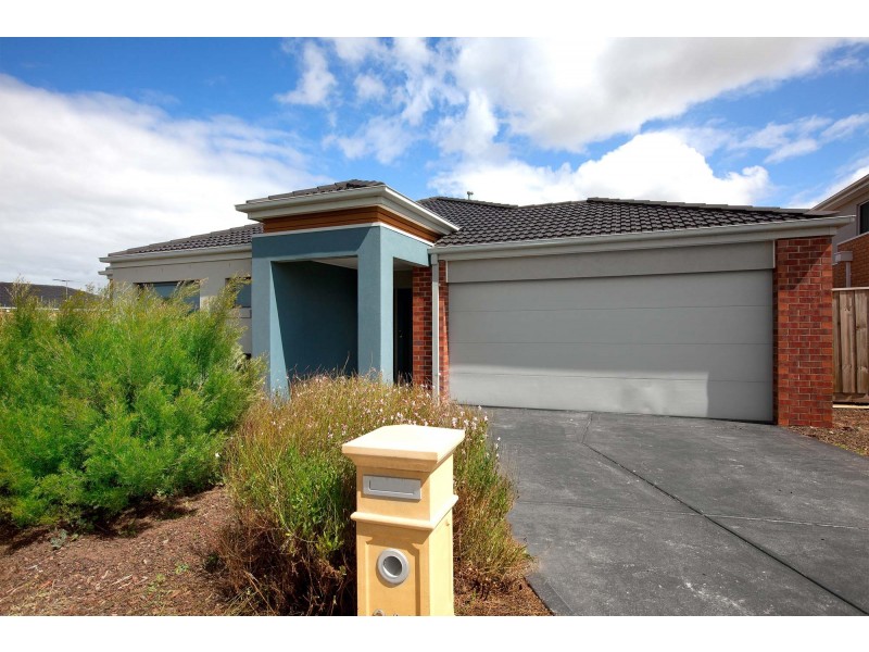 246 Boardwalk Boulevard, Point Cook VIC 3030
