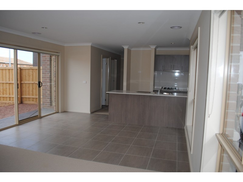 5 Capital Way, Point Cook VIC 3030