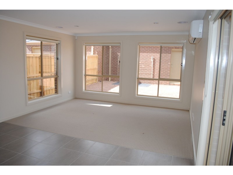 5 Capital Way, Point Cook VIC 3030