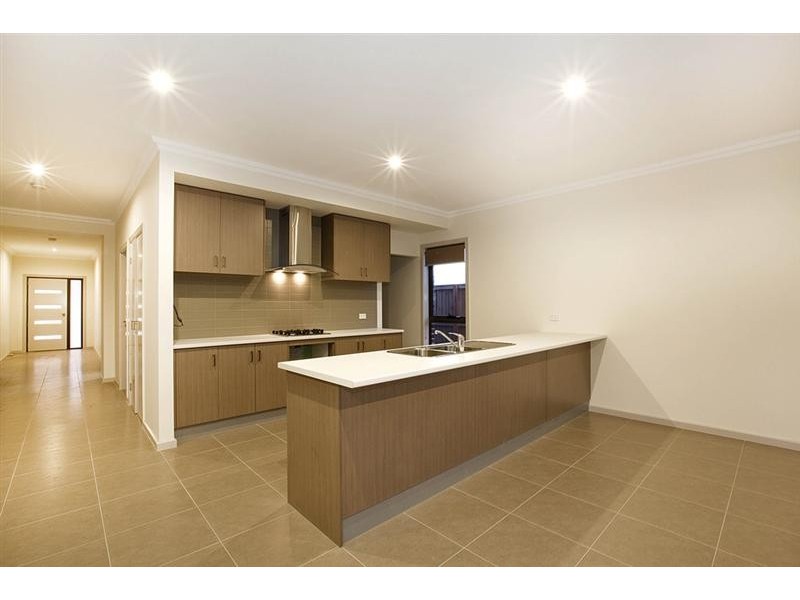 293 Boardwalk Boulevard, Point Cook VIC 3030