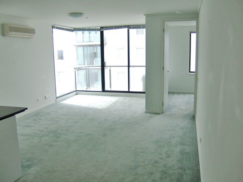 1236/99 Whiteman Street, Southbank VIC 3006