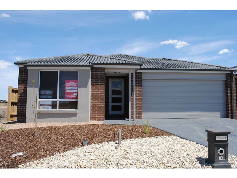 16 Wuranda Parade, Point Cook VIC 3030
