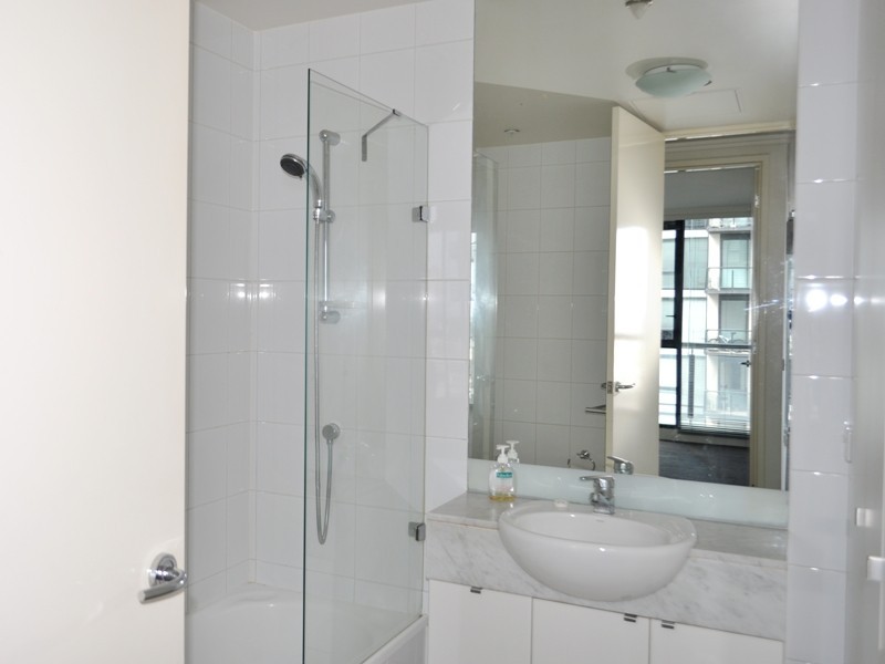 1037/88 Kavanagh Street, Southbank VIC 3006