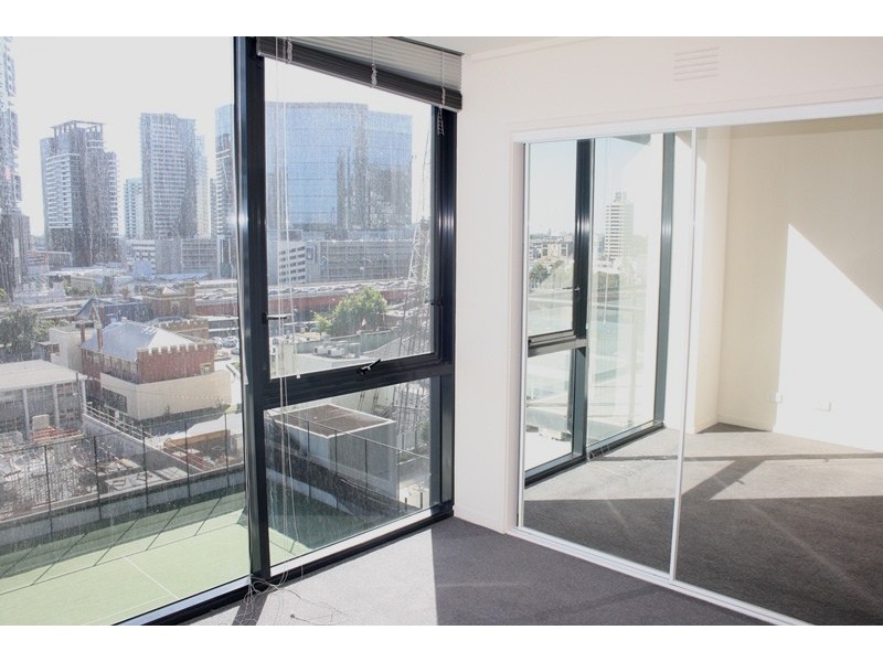 1042/100 Kavanagh Street, Southbank VIC 3006