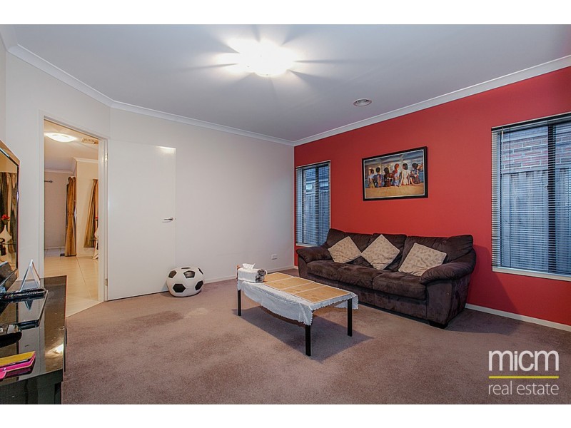 35 Ladybird Crescent, Point Cook VIC 3030