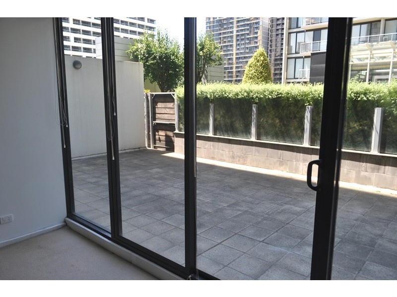 1211/69 Dorcas Street, South Melbourne VIC 3205