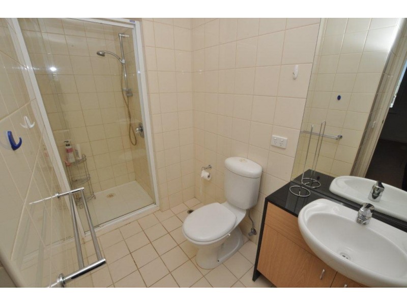 1235/83 Whiteman Street, Southbank VIC 3006