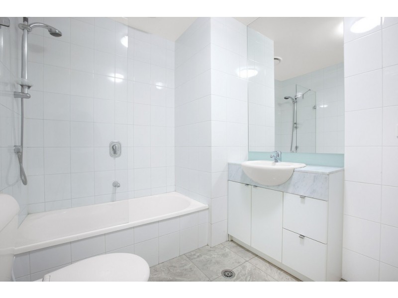 1051/88 Kavanagh Street, Southbank VIC 3006