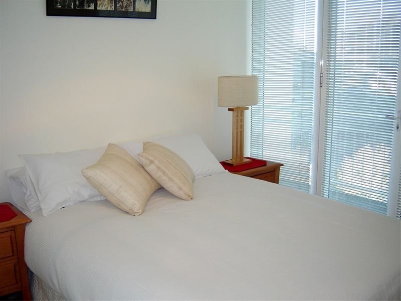 1079/28 Southgate Avenue, Southbank VIC 3006