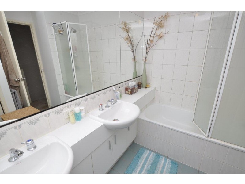 218 Wiltshire Drive, Kew VIC 3101