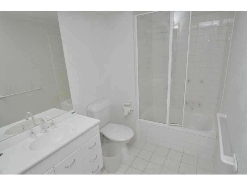 REF 1064/38 Kavanagh Street, Southbank VIC 3006