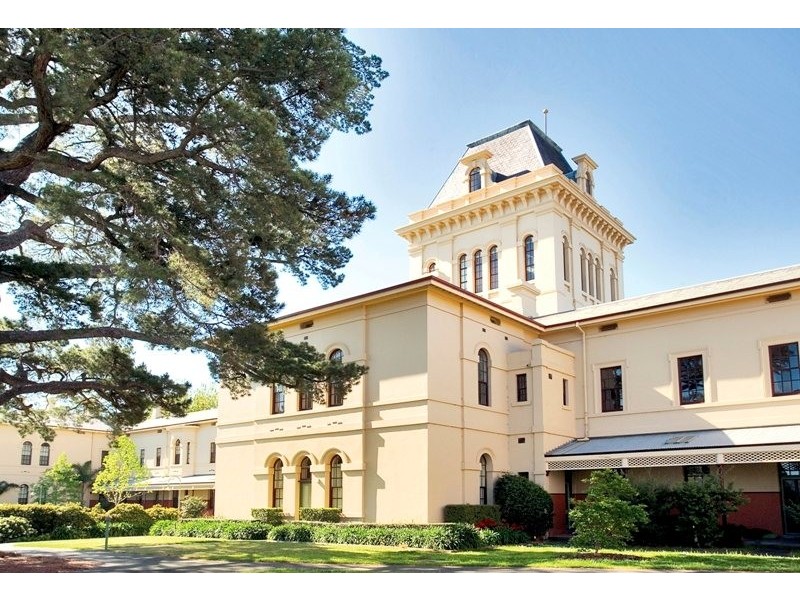 83 Wiltshire Drive, Kew VIC 3101