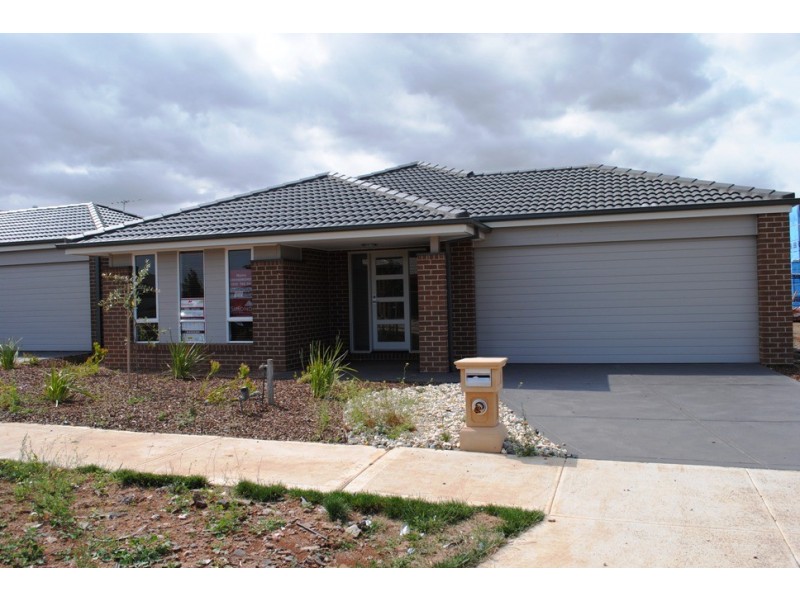 6 Misqa Avenue, Point Cook VIC 3030