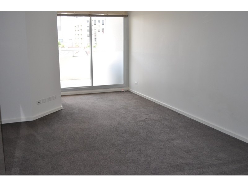 REF 	1128/58 Jeffcott Street, West Melbourne VIC 3003