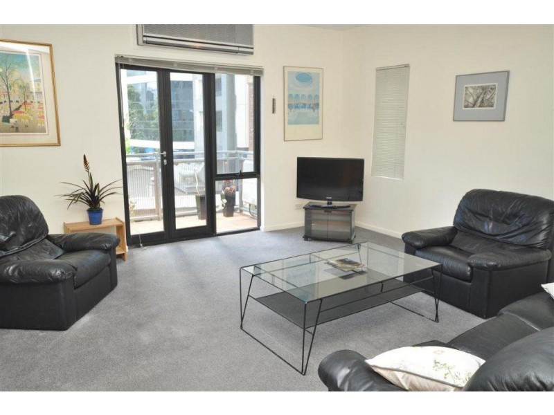 21/1 Riverside Quay, Southbank VIC 3006
