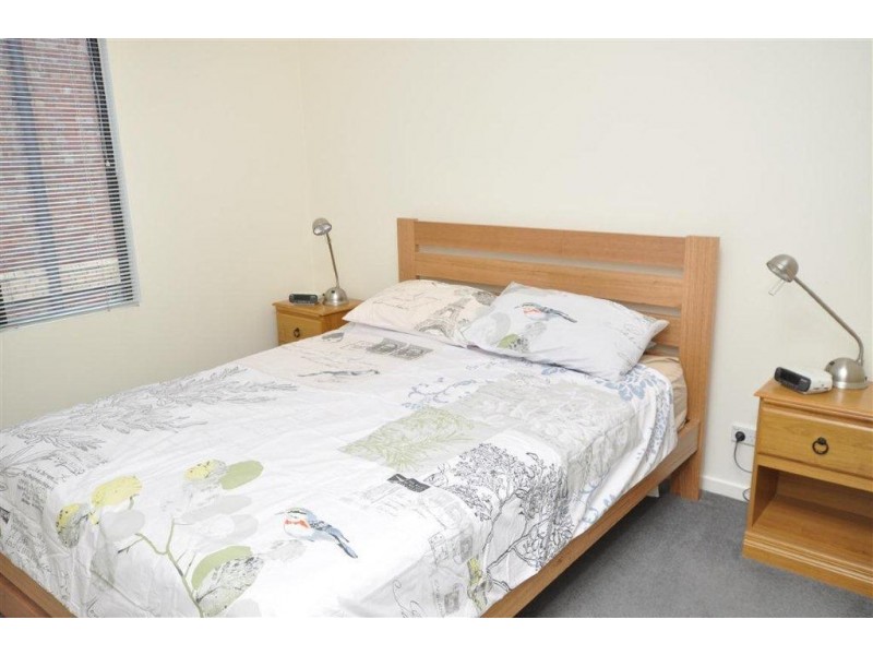 21/1 Riverside Quay, Southbank VIC 3006