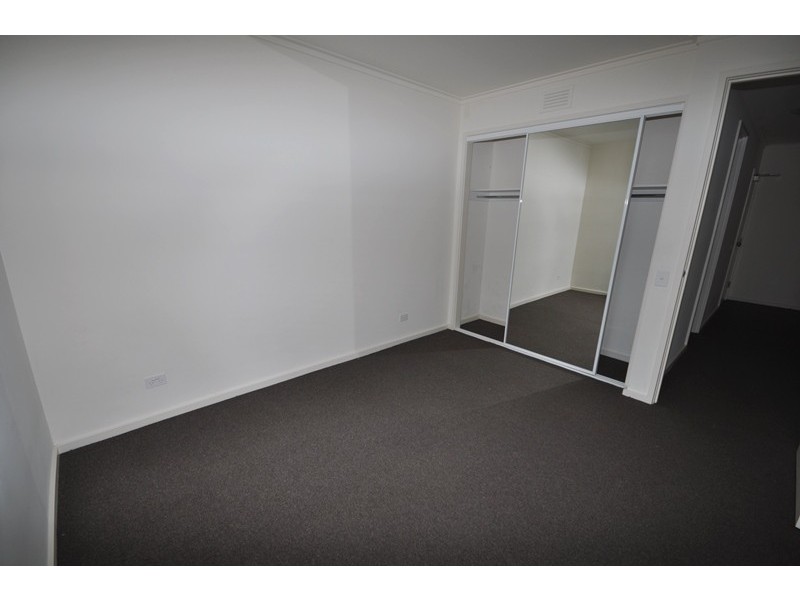 REF 20030/63 Whiteman Street, Southbank VIC 3006