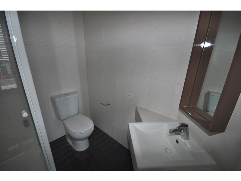 REF 20030/63 Whiteman Street, Southbank VIC 3006