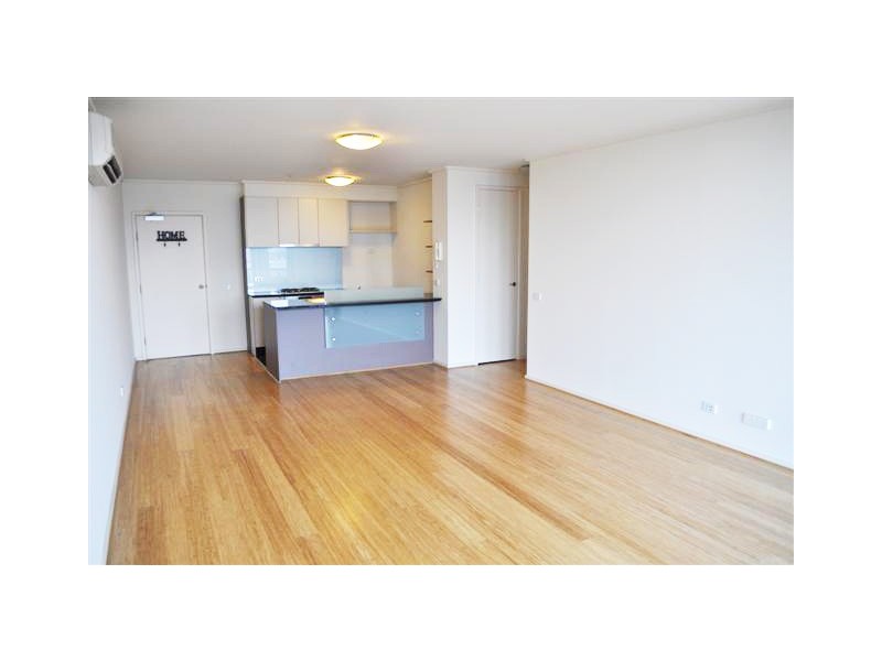 REF 1013/100 Kavanagh Street, Southbank VIC 3006