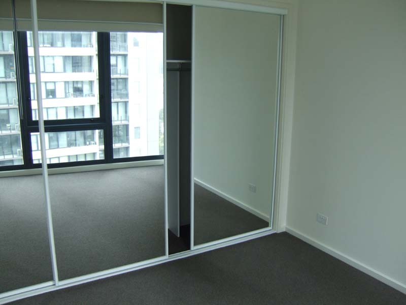 REF 20036/180 City Road, Southbank VIC 3006