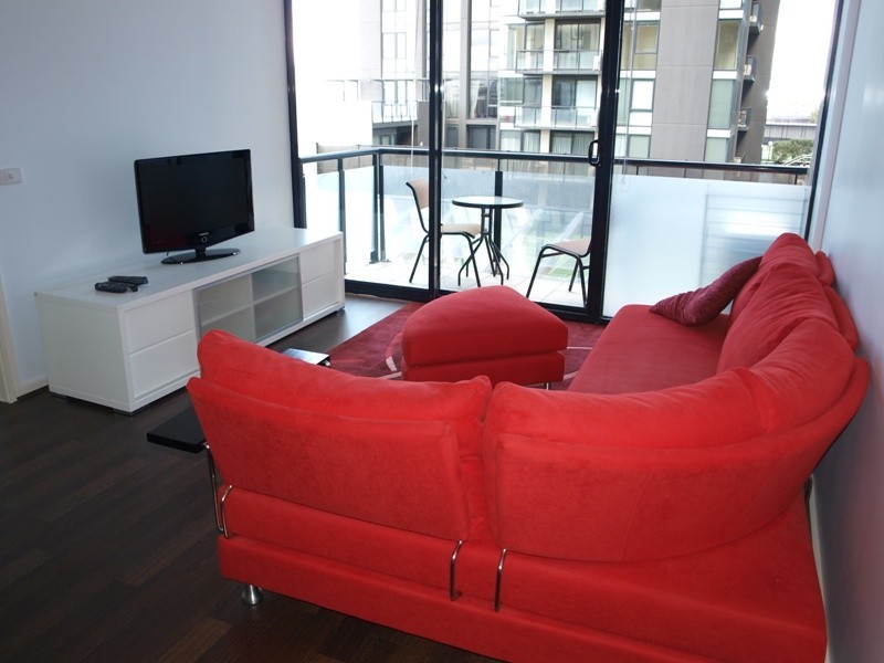 REF 20037/88 Kavanagh Street, Southbank VIC 3006