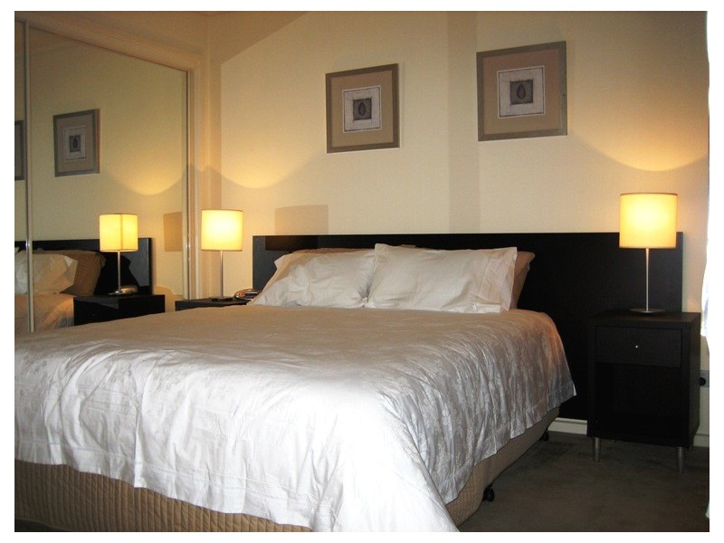 REF 20043/668 Bourke Street, Melbourne VIC 3000