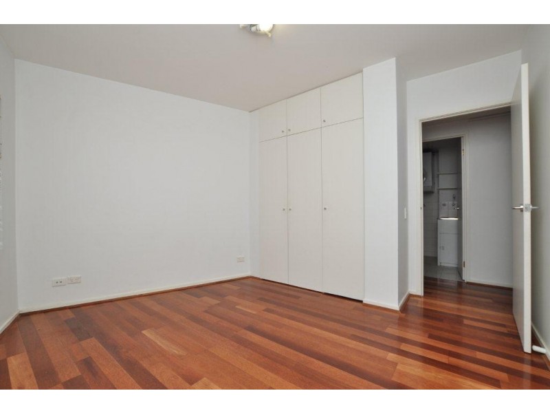 92/1 Riverside Quay, Southbank VIC 3006