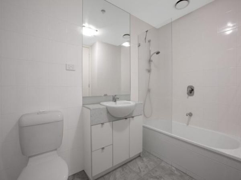 REF 20066/183 City Road, Southbank VIC 3006