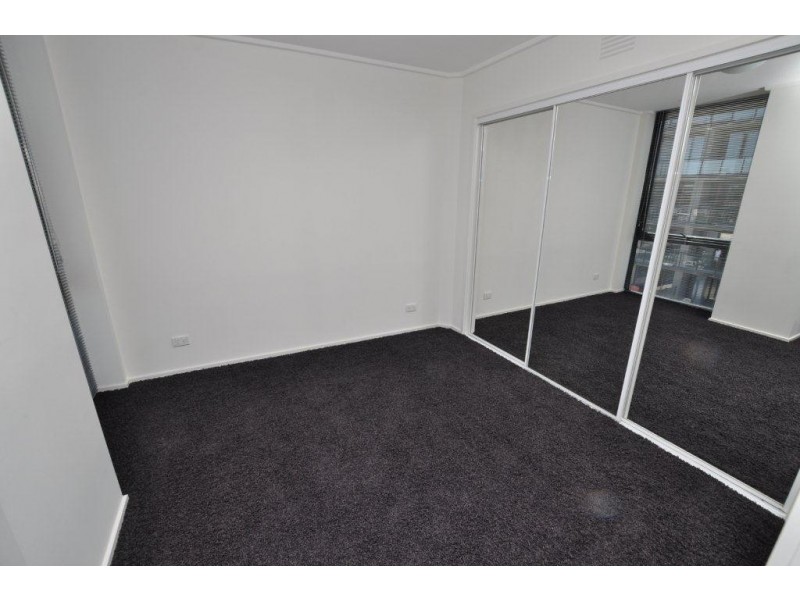 REF 20090/100 Kavanagh Street, Southbank VIC 3006