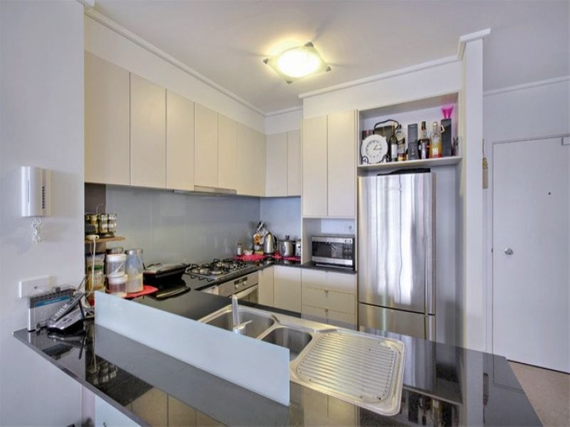 REF 20095/183 City Road, Southbank VIC 3006