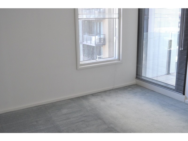 REF 20112/163 City Road, Southbank VIC 3006