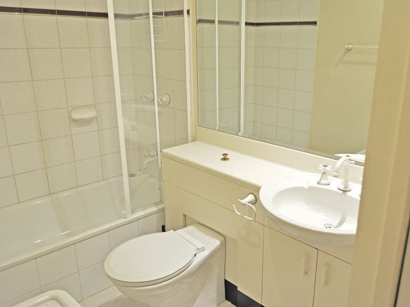 REF 20113/28 Southgate Avenue, Southbank VIC 3006