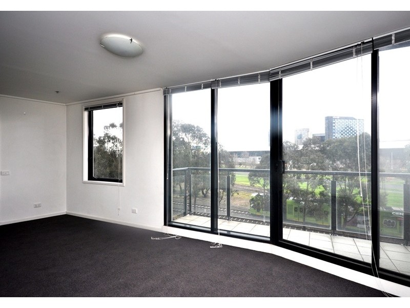 REF 20114/99 Whiteman Street, Southbank VIC 3006