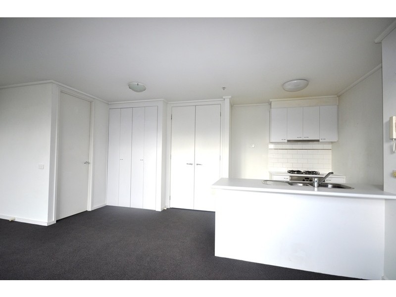 REF 20114/99 Whiteman Street, Southbank VIC 3006