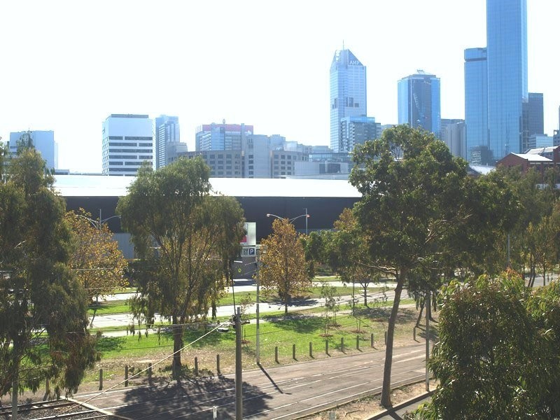 REF 20114/99 Whiteman Street, Southbank VIC 3006