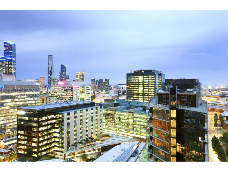 2401/100 Harbour Esplanade, Docklands VIC 3008