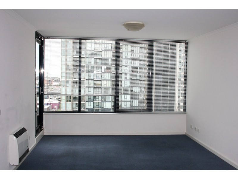 REF 1046/38 Kavanagh Street, Southbank VIC 3006