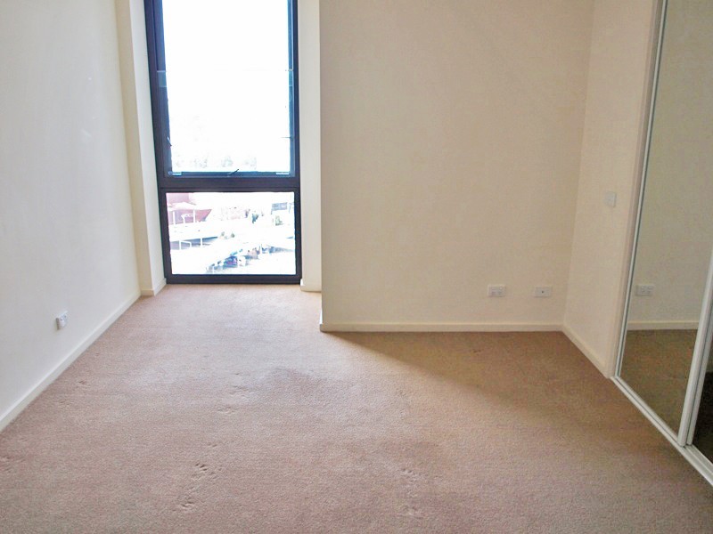 REF 20132/100 Kavanagh Street, Southbank VIC 3006