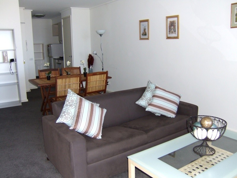 REF 20133/173 City Road, Southbank VIC 3006