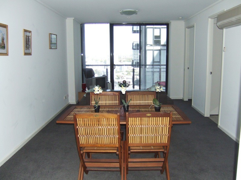 REF 20133/173 City Road, Southbank VIC 3006