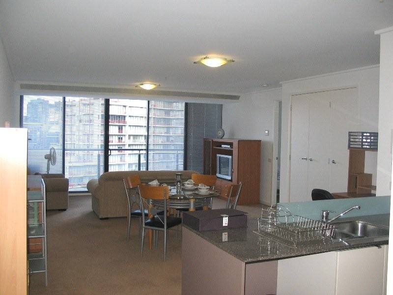 REF 20137/183 City Road, Southbank VIC 3006