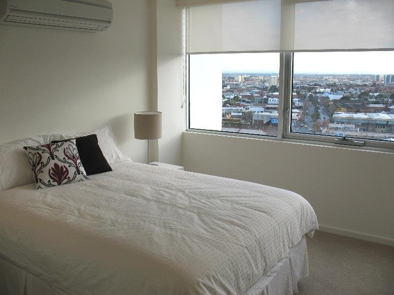 REF 10133/58 Jeffcott Street, West Melbourne VIC 3003